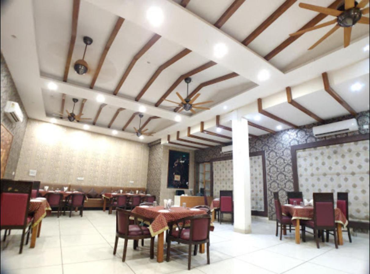 Hotel Badrika Inn Rewa Exterior photo